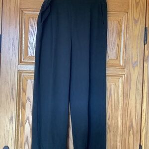Ladies black pants - XL - wider leg with a nice waistband...with pockets